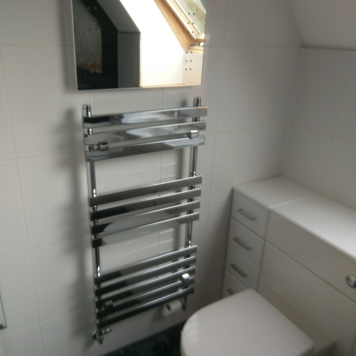 Bathroom instrallation